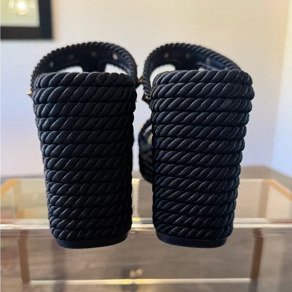 Authentic Valentino Garavani Rock Stud Wedges - Picture 6 of 9